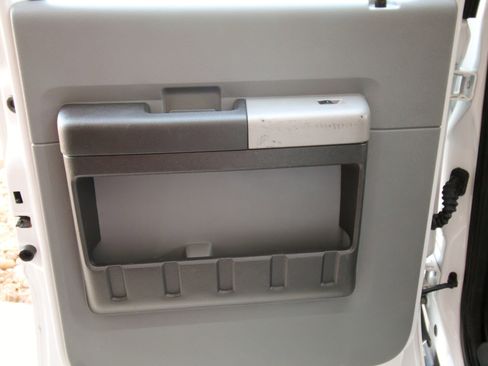 Used 2015 Ford F350 XLT w/ XLT Value Package image 44