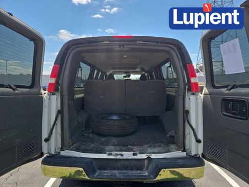 Used 2019 Chevrolet Express 3500 LT w/ LT Preferred Equipment Group RWD image 14