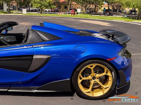 Used 2020 McLaren 600LT Spider RWD image 40