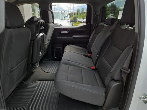 Used 2025 Chevrolet Silverado 1500 LT AWD/4WD image 15