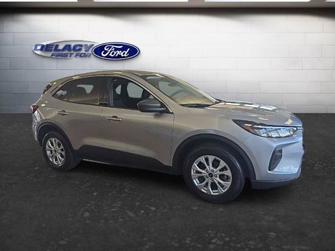 Used 2023 Ford Escape Active AWD/4WD image 8