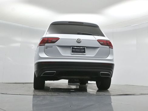 Used 2019 Volkswagen Tiguan SE w/ Panoramic Sunroof Package FWD image 49