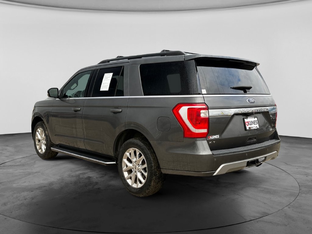 Used 2020 Ford Expedition XLT w/ Equipment Group 202A AWD/4WD image 6