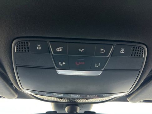 Used 2017 Mercedes-Benz C 300 Sedan image 7