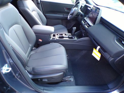 Certified 2026 Subaru Outback Limited AWD/4WD image 10