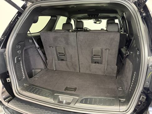 Used 2025 Dodge Durango GT image 8