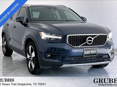 Used 2021 Volvo XC40 T4 Momentum w/ Protection Package Premier