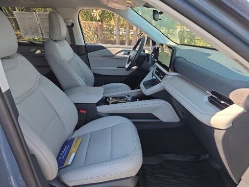 Certified 2025 Ford Explorer Active w/ Active Comfort Package image 15