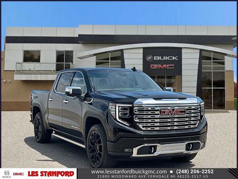 Used 2023 GMC Sierra 1500 Denali w/ Denali Reserve Package AWD/4WD image 8