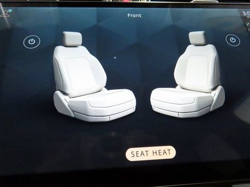 Used 2024 Jaguar F-PACE R-Dynamic S image 33