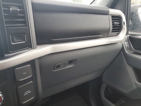 Certified 2022 Ford F150 XLT w/ Equipment Group 302A High image 38