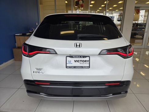 Used 2023 Honda HR-V EX-L image 7