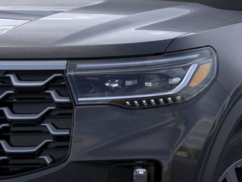New 2026 Ford Explorer Platinum image 18