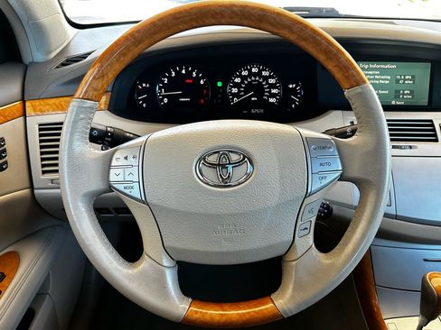 Used 2006 Toyota Avalon Limited FWD image 15