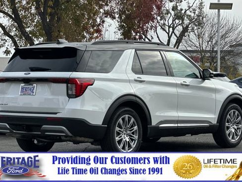 New 2026 Ford Explorer Platinum image 4