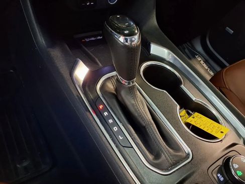 Used 2018 Chevrolet Traverse High Country image 25