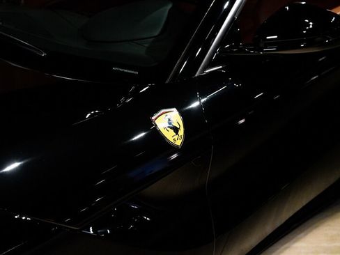 Used 2014 Ferrari F12 Berlinetta RWD image 14