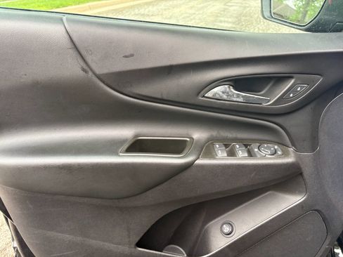 Used 2024 Chevrolet Equinox LT AWD/4WD image 14