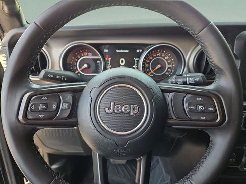 Certified 2021 Jeep Wrangler Sport S image 21