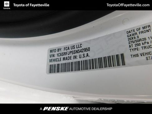 Used 2025 RAM 1500 Laramie image 8