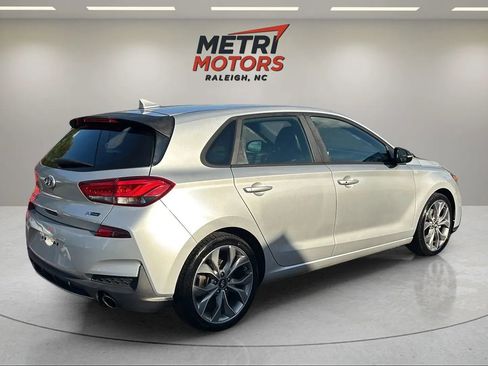 Used 2019 Hyundai Elantra GT N Line image 5