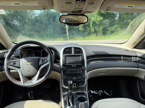 Used 2014 Chevrolet Malibu LT FWD image 23
