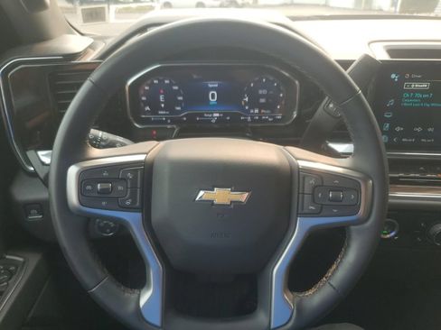 Used 2024 Chevrolet Silverado 1500 LT AWD/4WD image 22
