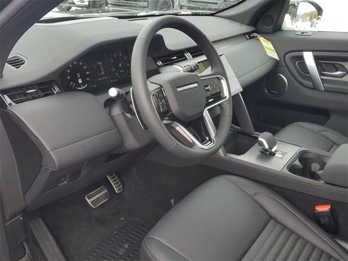 New 2026 Land Rover Discovery Sport Landmark image 7
