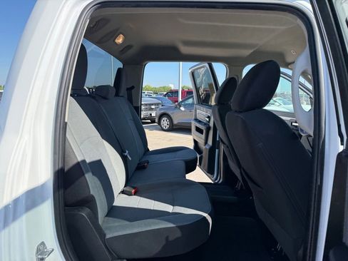 Used 2022 RAM 1500 Classic SLT RWD image 18