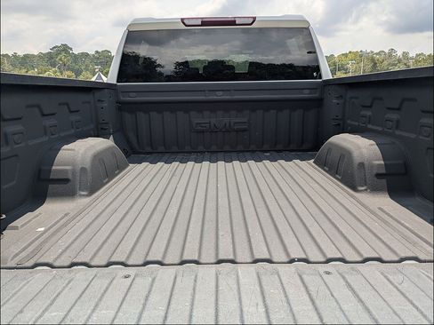 Used 2024 GMC Sierra 1500 Elevation AWD/4WD image 12