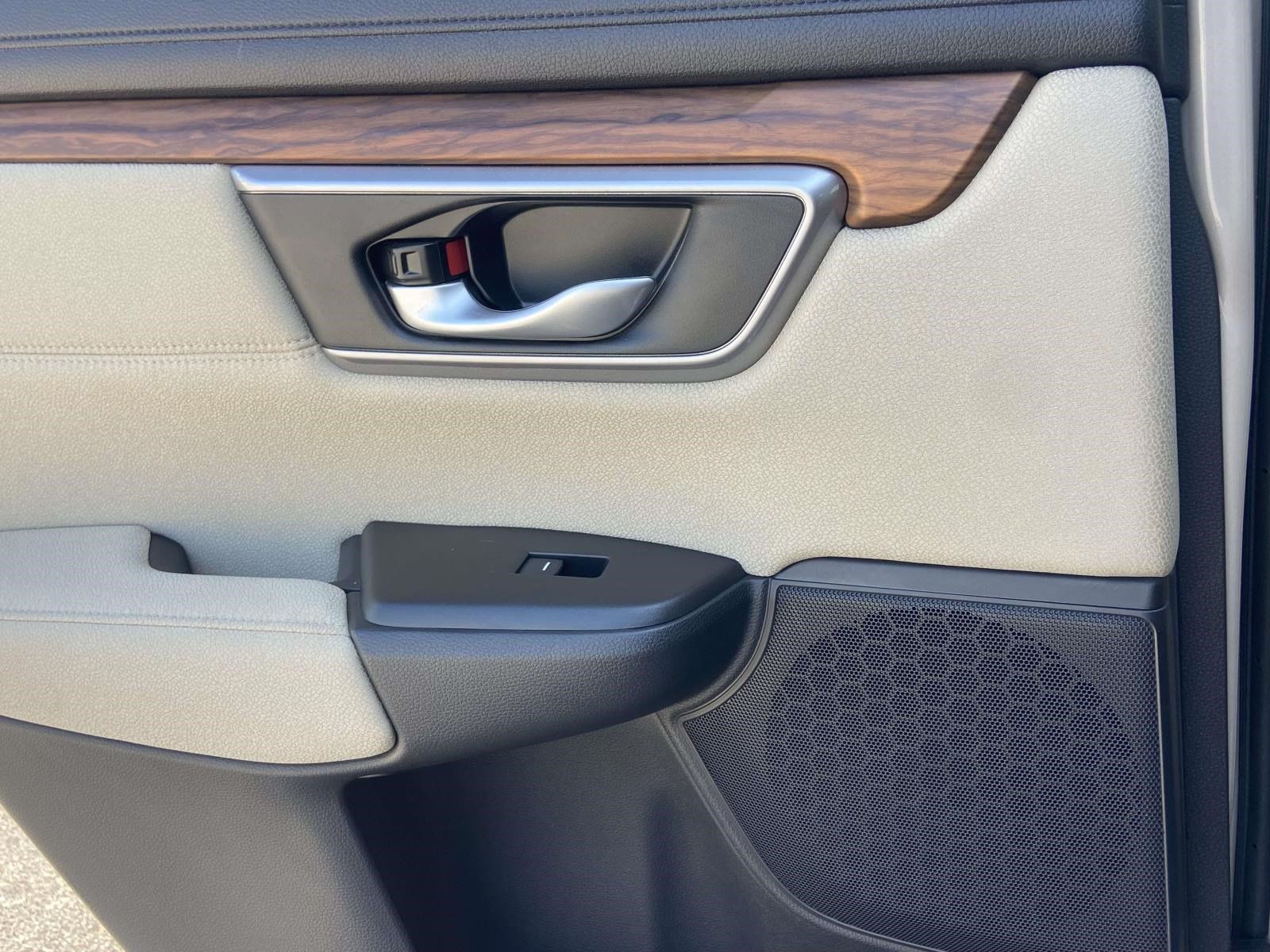 Used 2018 Honda CR-V EX image 13