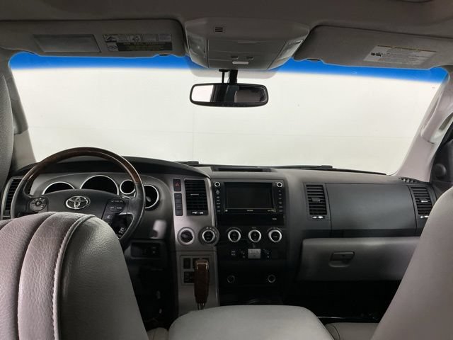 Used 2010 Toyota Sequoia Platinum AWD/4WD image 20