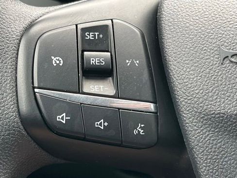 Used 2025 Ford Escape Active image 34