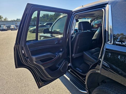 Used 2018 GMC Yukon SLT AWD/4WD image 24