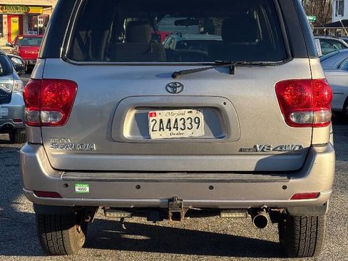 Used 2005 Toyota Sequoia SR5 image 6
