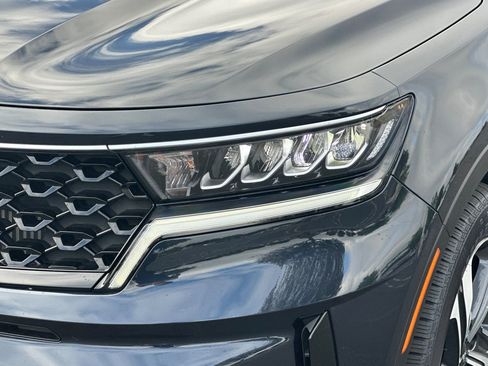 Certified 2023 Kia Sorento EX AWD/4WD image 53