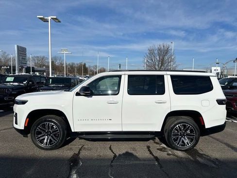 New 2026 Jeep Grand Wagoneer 4WD w/ Premium Group I image 14