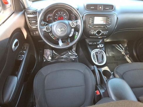 Used 2017 Kia Soul + w/ Designer's Package image 10