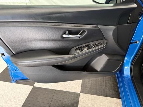 Used 2023 Nissan Sentra SV FWD image 13