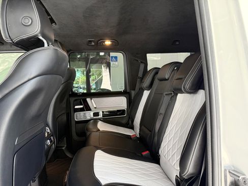Used 2021 Mercedes-Benz G 550 image 23