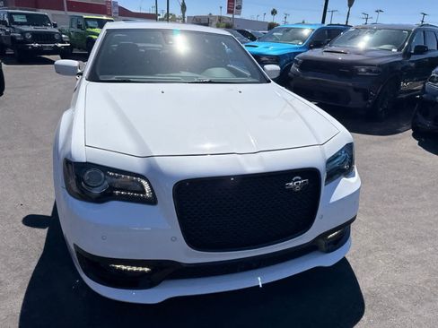 Used 2023 Chrysler 300 C RWD image 8