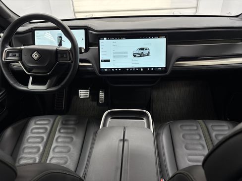 Used 2023 Rivian R1S Adventure image 27