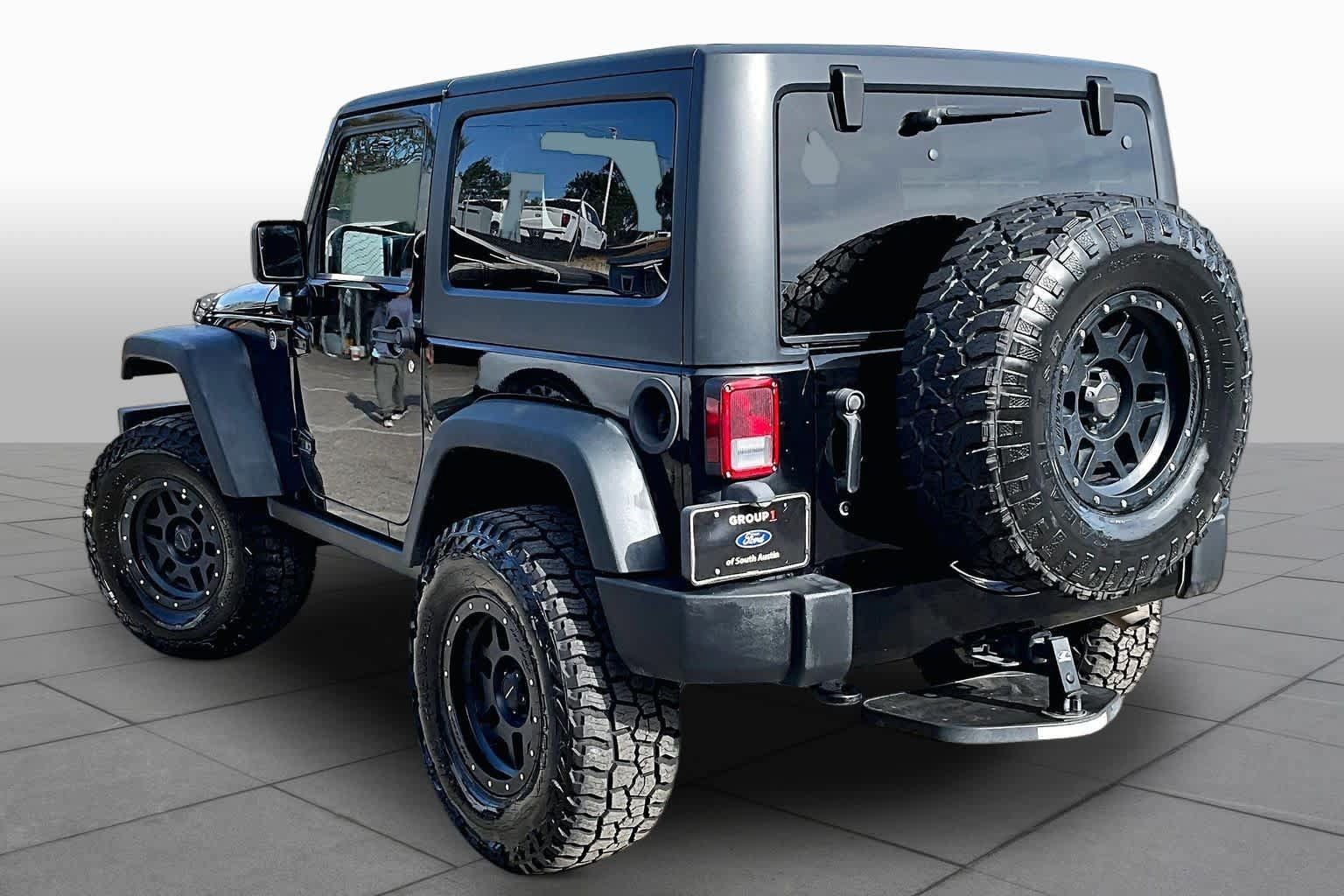 Used 2016 Jeep Wrangler Sport AWD/4WD image 14