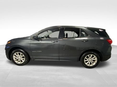 Used 2018 Chevrolet Equinox LS FWD image 6
