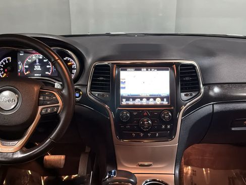 Used 2015 Jeep Grand Cherokee Limited w/ Luxury Group II AWD/4WD image 24