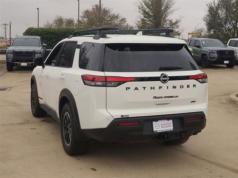 New 2025 Nissan Pathfinder Rock Creek image 2
