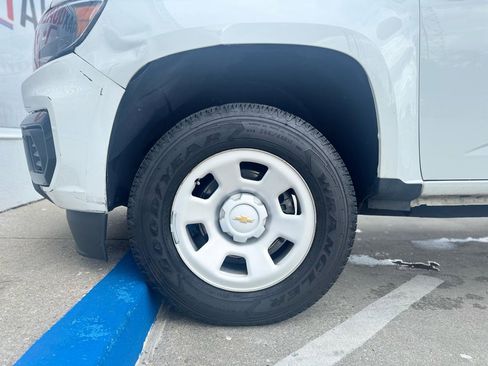 Used 2022 Chevrolet Colorado W/T w/ WT Convenience Package RWD image 18
