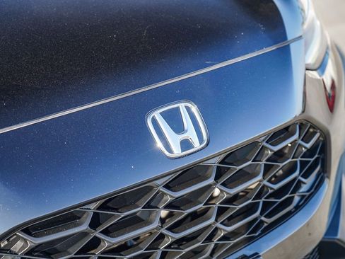 Used 2023 Honda HR-V LX image 4