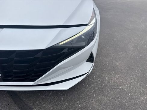 Certified 2023 Hyundai Elantra SEL w/ Convenience Package image 42