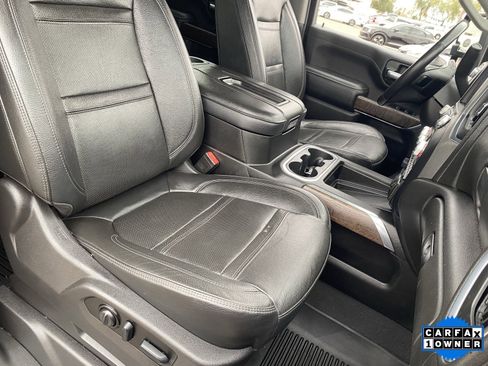 Used 2022 GMC Sierra 2500 Denali w/ Denali Ultimate Package image 11